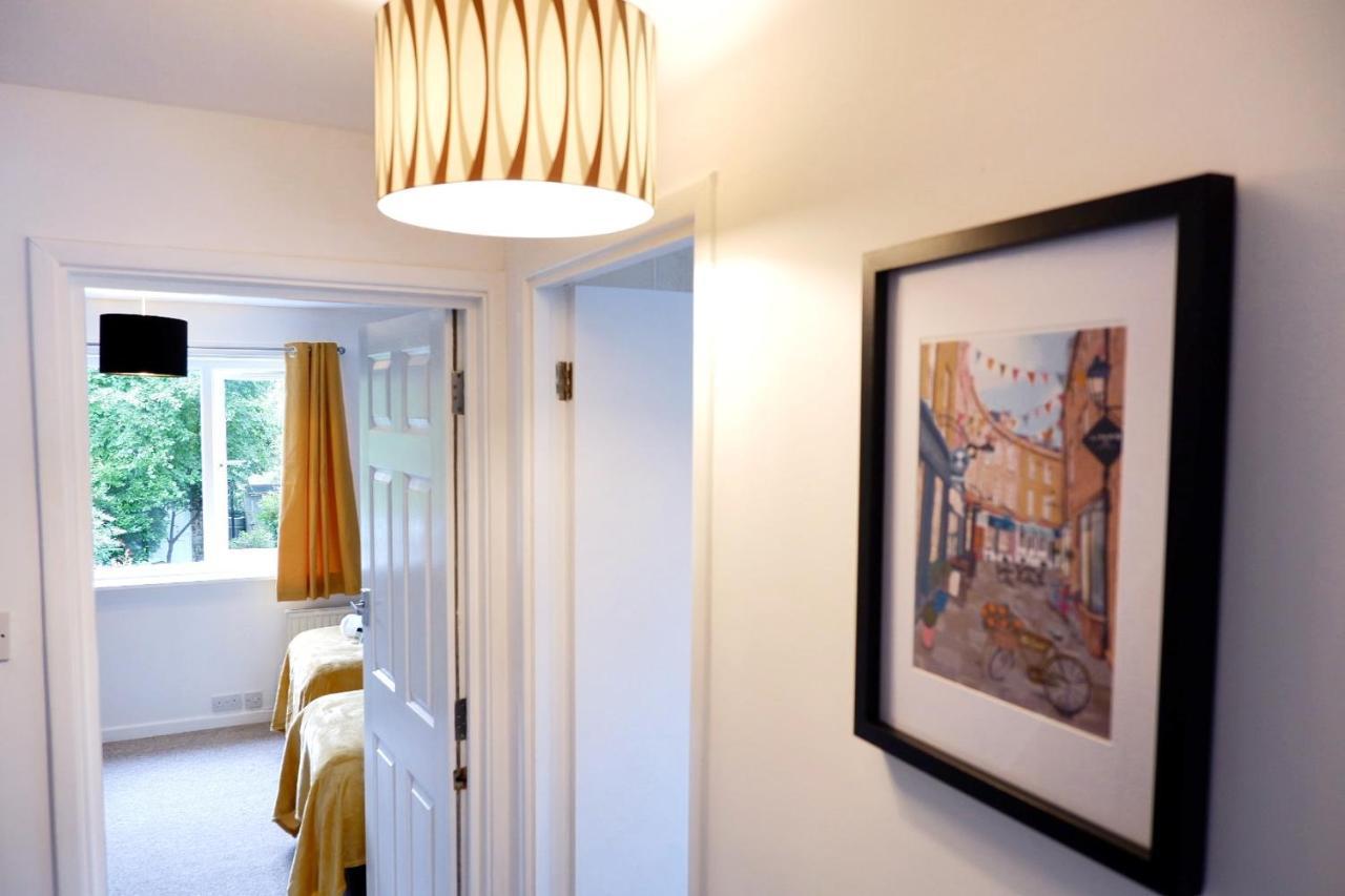 Comfortable And Cozy 4-Bedroom House Near The Hospital CBG Eksteriør bilde