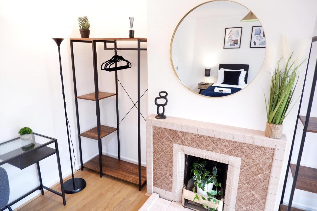 Comfortable And Cozy 4-Bedroom House Near The Hospital CBG Eksteriør bilde