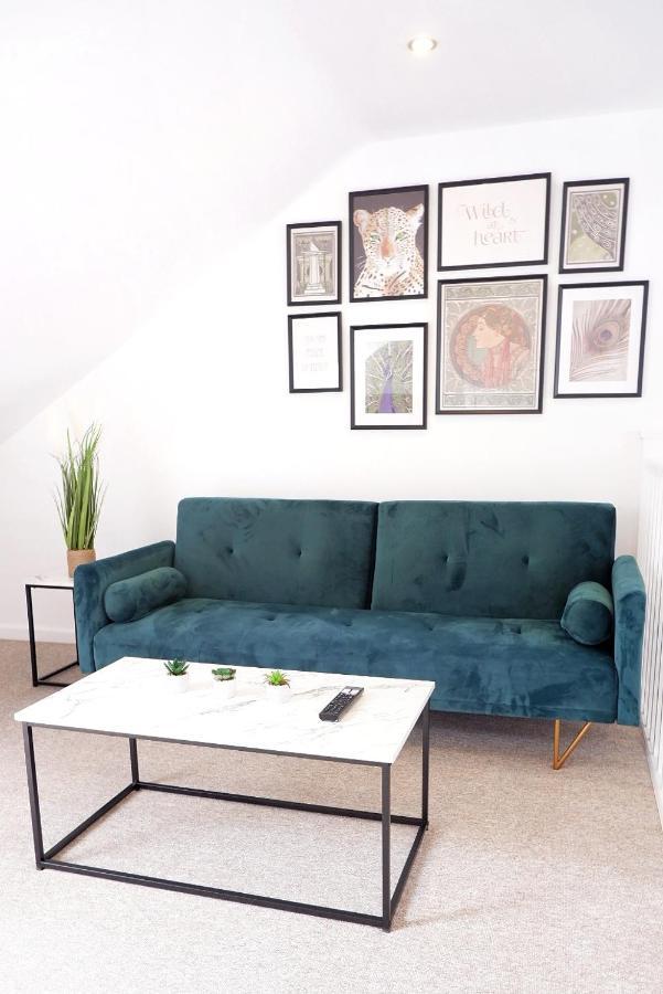 Comfortable And Cozy 4-Bedroom House Near The Hospital CBG Eksteriør bilde
