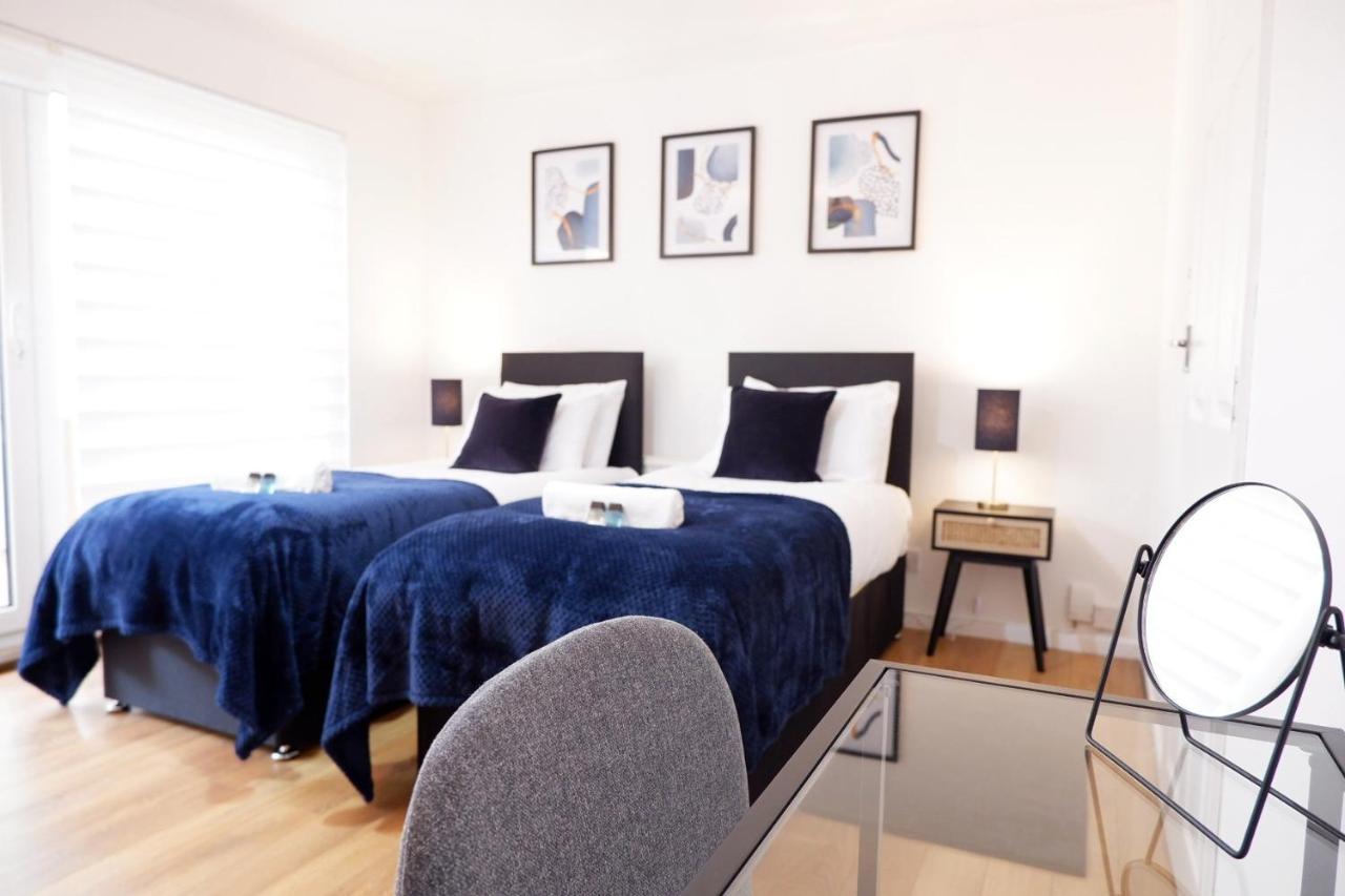 Comfortable And Cozy 4-Bedroom House Near The Hospital CBG Eksteriør bilde