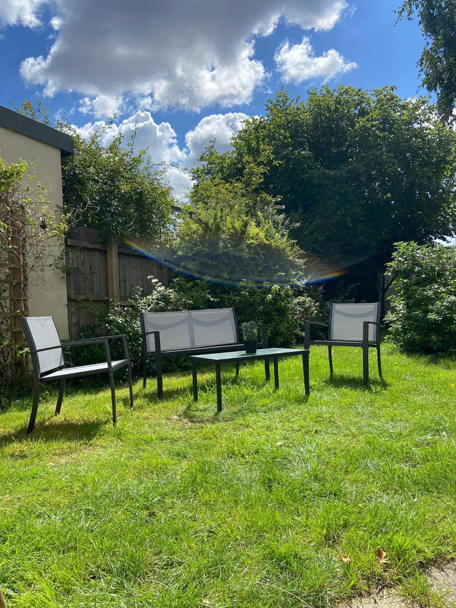 Comfortable And Cozy 4-Bedroom House Near The Hospital CBG Eksteriør bilde